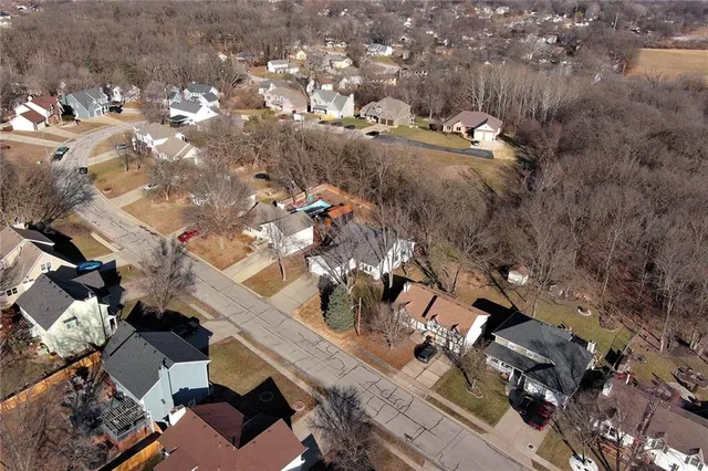 $325,000 | 3431 Tudor Drive, Leavenworth, KS 66048