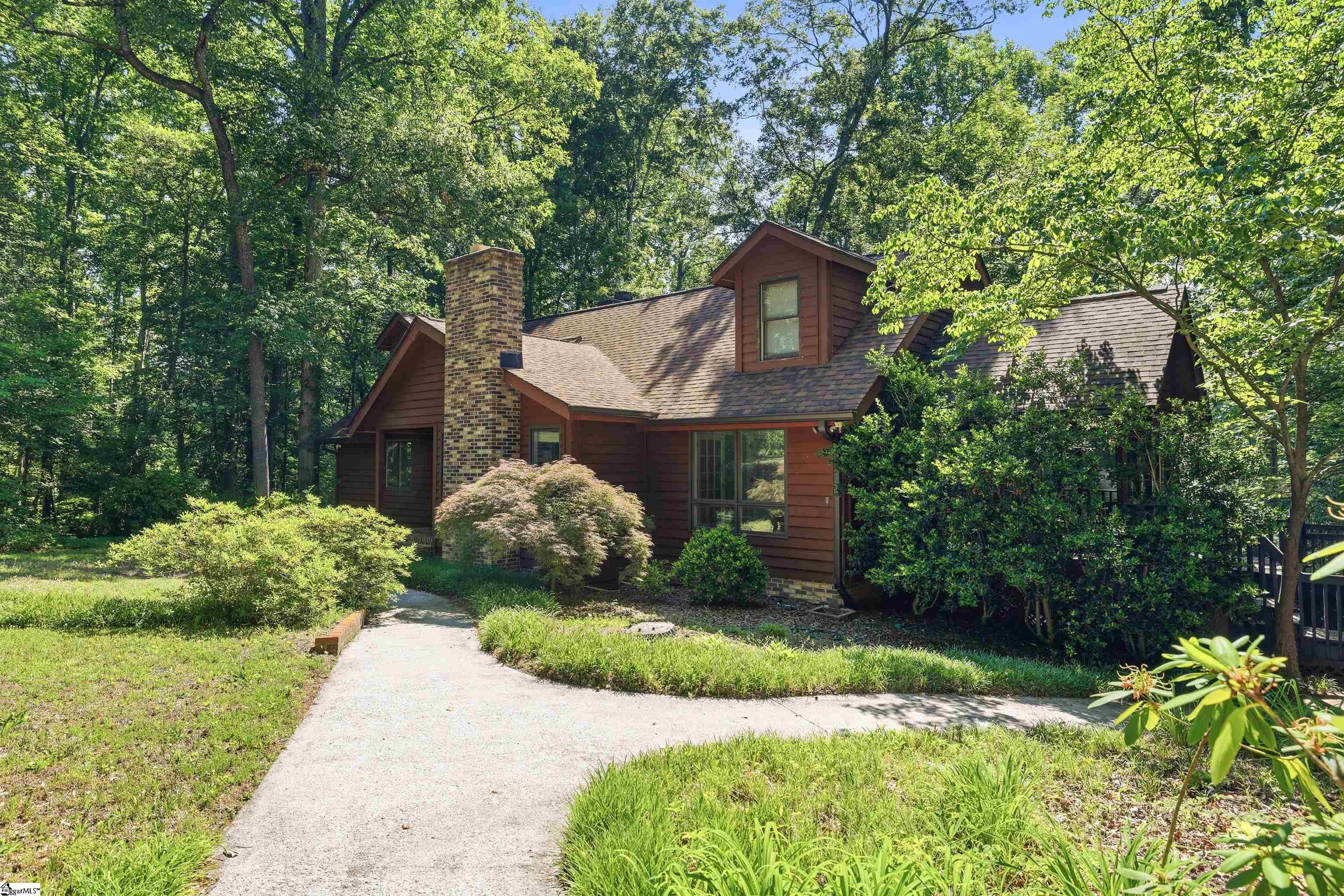 310 Hammett Road Greer, SC 29650 - Photo 2 of 43