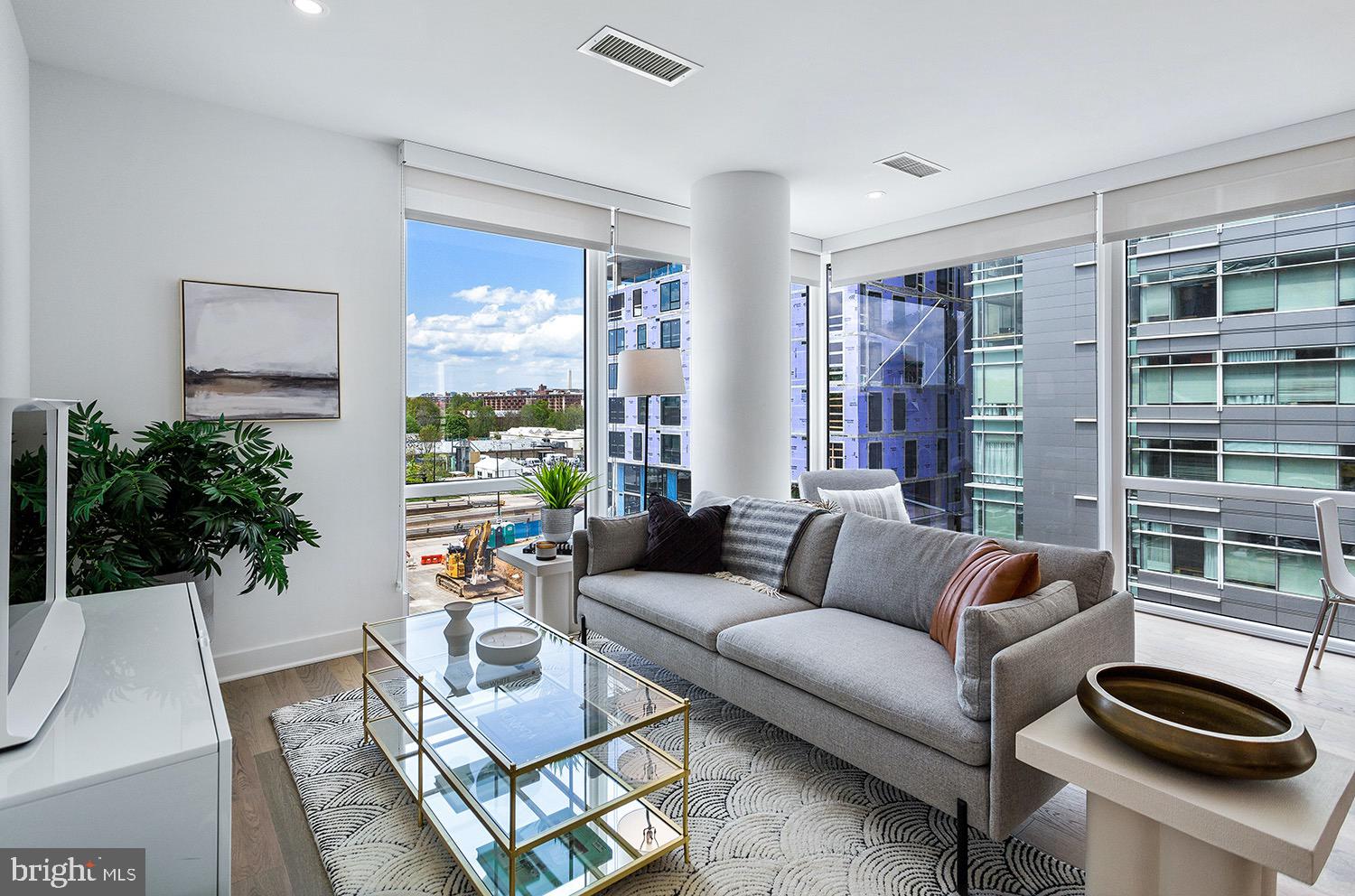 37 L Street Southeast, Unit 502 Washington, DC 20003 - Photo 11 of 20