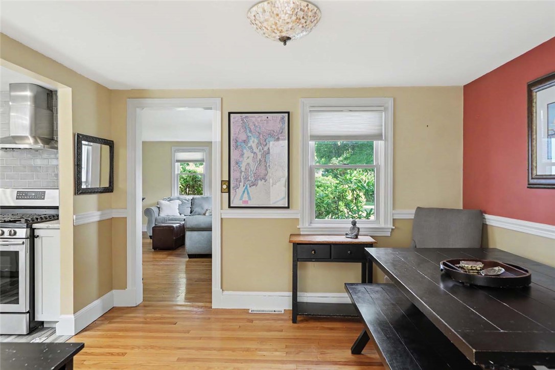 12 Elton Road Barrington, RI 02806 - Photo 16 of 39 Gallery Image 16