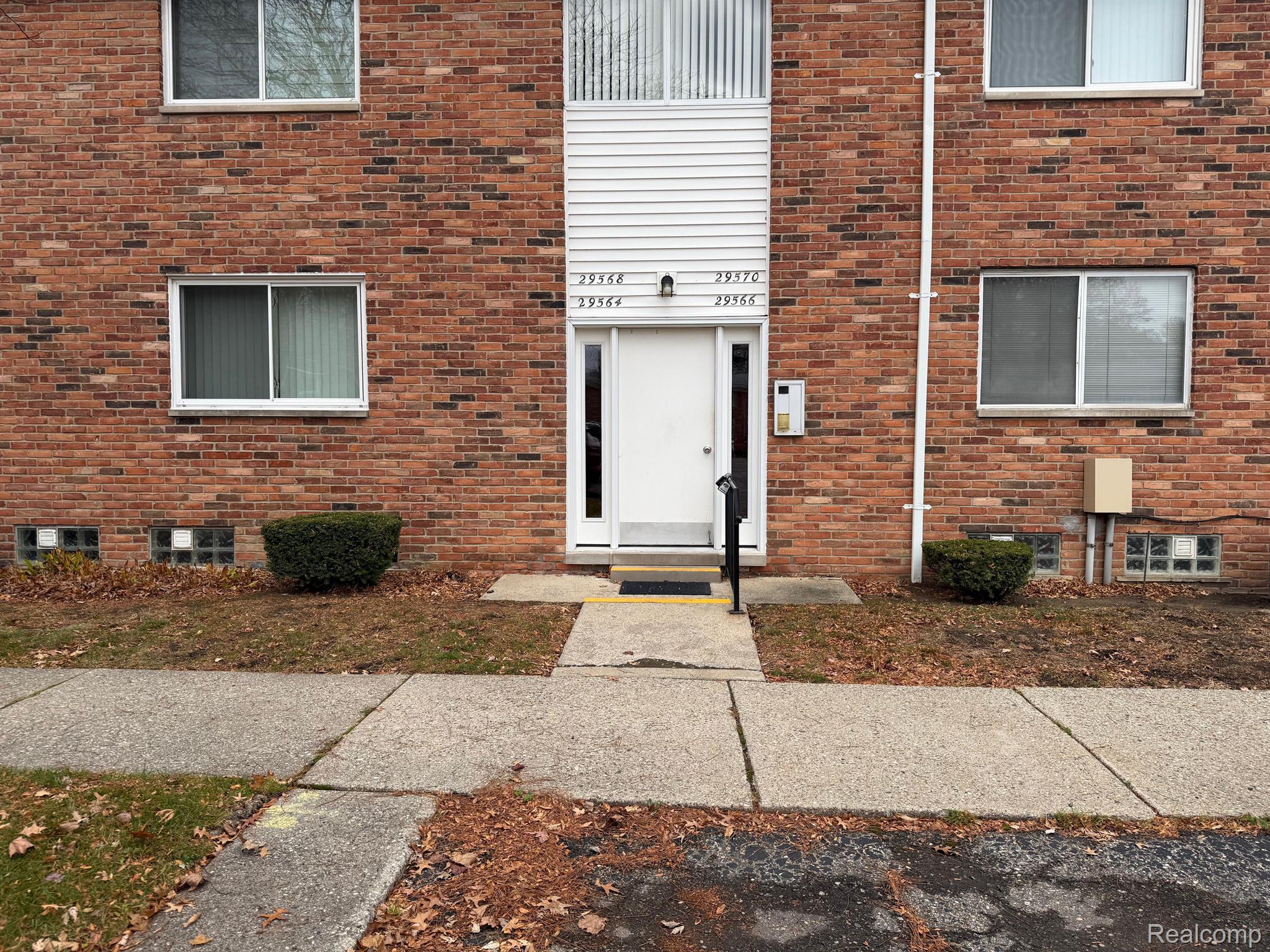 29566 Hoover Road Warren, MI 48093 - Photo 1 of 16 Gallery Image 1