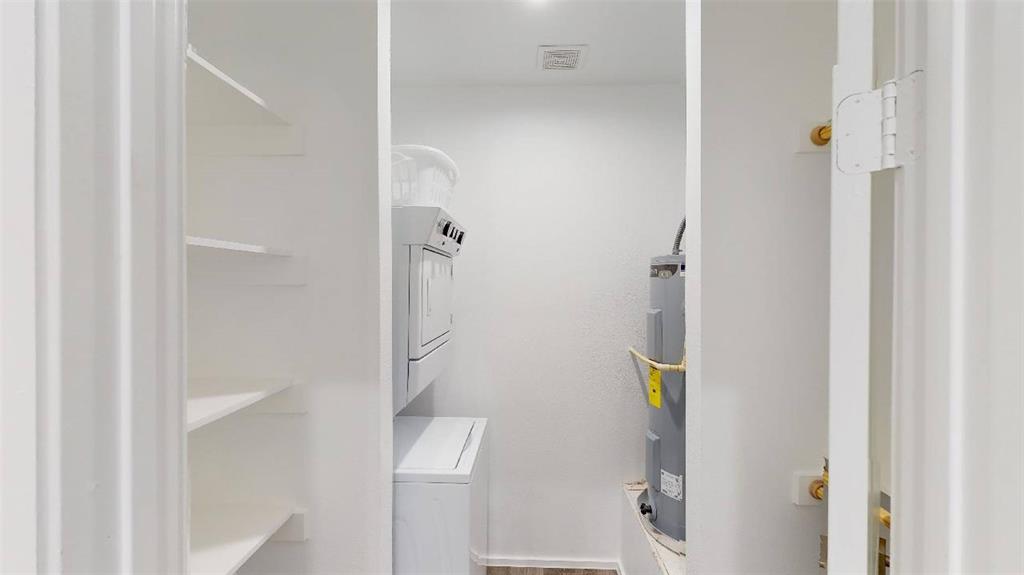 3235 Dallas Street, Unit 1207 Dallas, TX 75210 - Photo 8 of 16