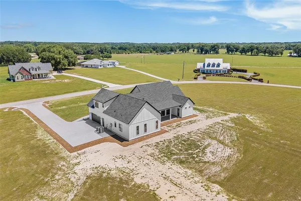 $789,900 | 389 Southwest Mossy Oak Way, Lake City, FL 32024