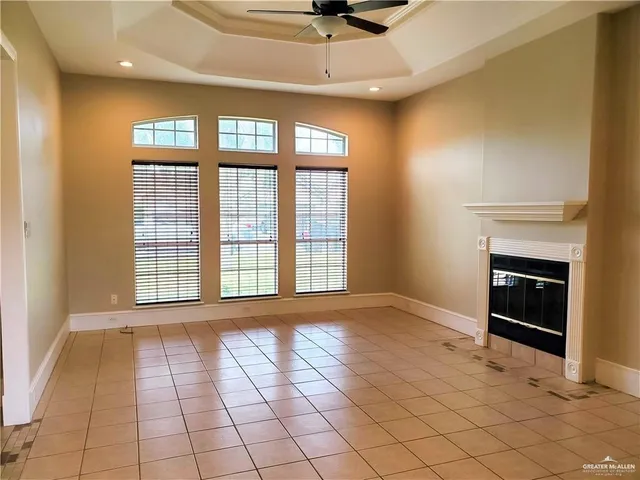 $1,950 | 504 East Wisteria Avenue, McAllen, TX 78504