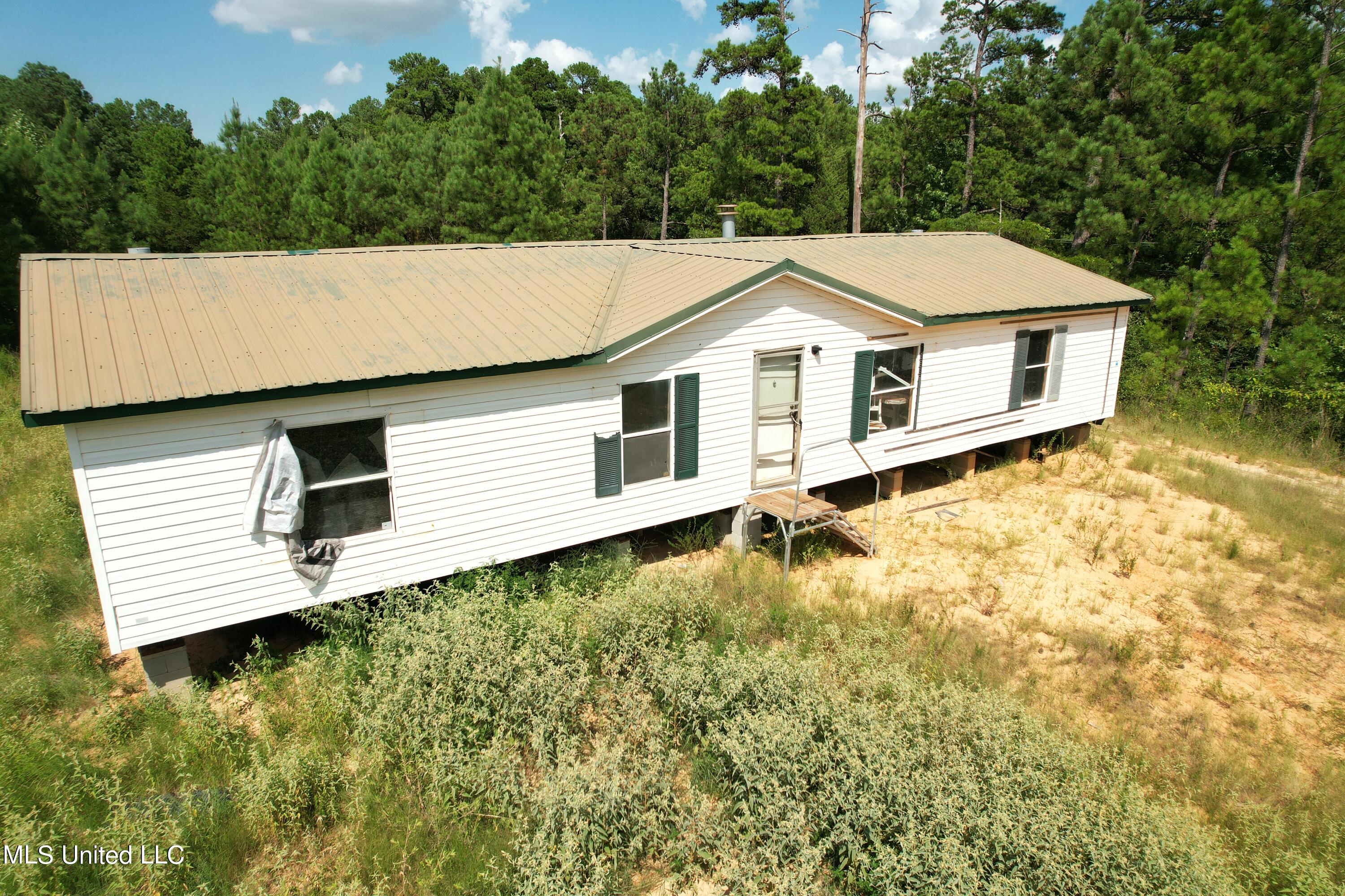 1832 Fort Hill Road Grenada, MS 38901 - Photo 30 of 41 DJI_0756 (3)