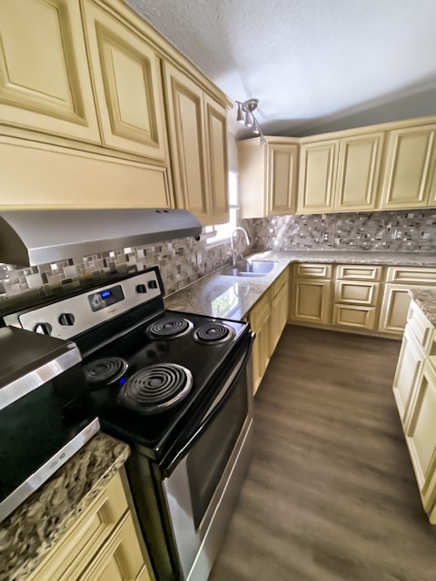 273 Running Meadows Road Portland, TN 37148 - Photo 12 of 20 a kitchen with a stove and a sink