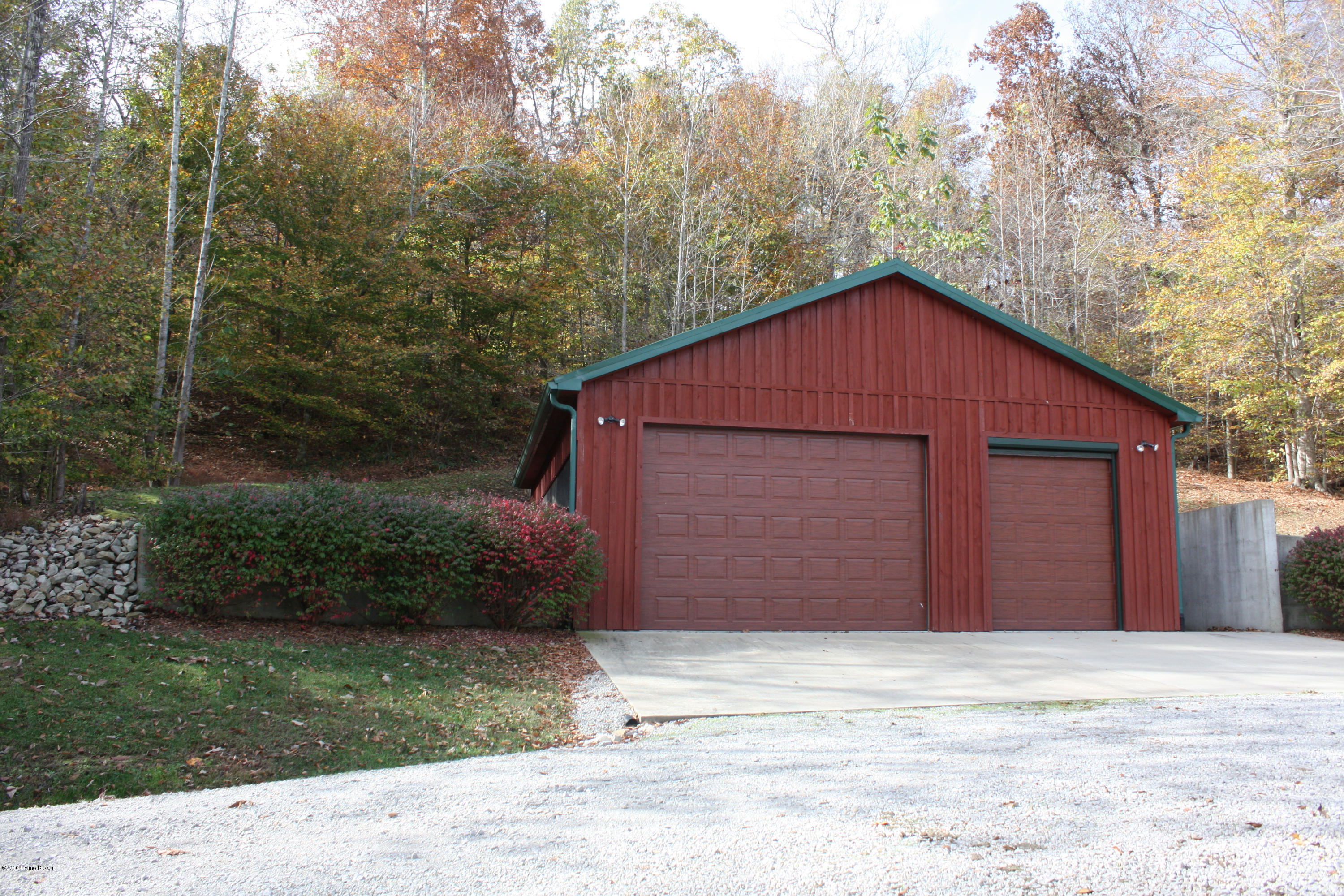 2 Mayflower Road Leitchfield, KY 42754 - Photo 5 of 16 garage 1 2