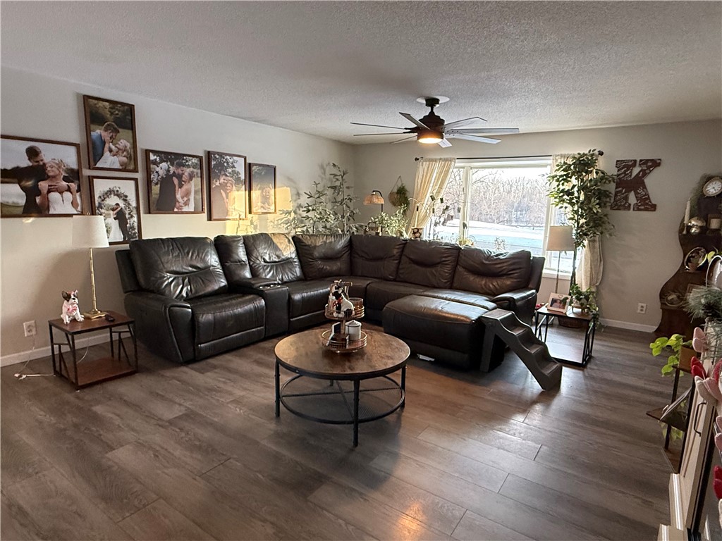 8 Briar Hill Road Paris, IL 61944 - Photo 9 of 37