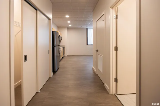 $1,425 | 509 9th Street, Unit 307, De Witt, IA 52742