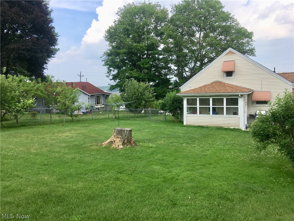 630 North Stateline Road Sharon, PA 16146 - Photo 2 of 11