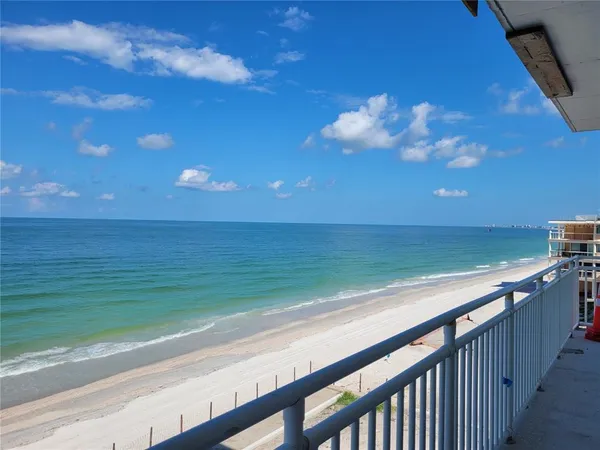 $2,500 | 8470 West Gulf Boulevard, Unit 304, Treasure Island, FL 33706