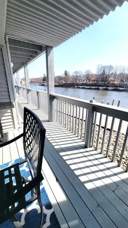 $298,000 | 315 5th Avenue, Unit 19, Manistee, MI 49660