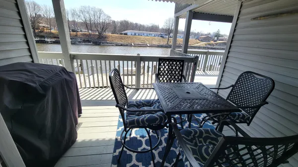 $298,000 | 315 5th Avenue, Unit 19, Manistee, MI 49660