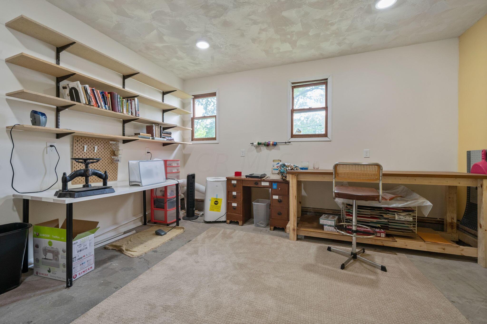 1634 Case Road Columbus, OH 43224 - Photo 29 of 40 21-web-or-mls-DSC05755