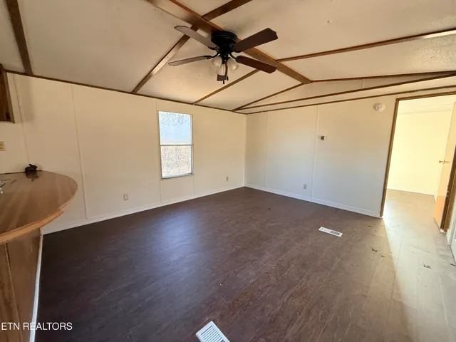 $89,900 | 166 Maynard Avenue, Jamestown, TN 38556