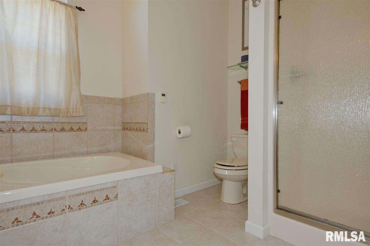 1950 Chestnut Lane Washington, IL 61571 - Photo 20 of 36 Gallery Image 20