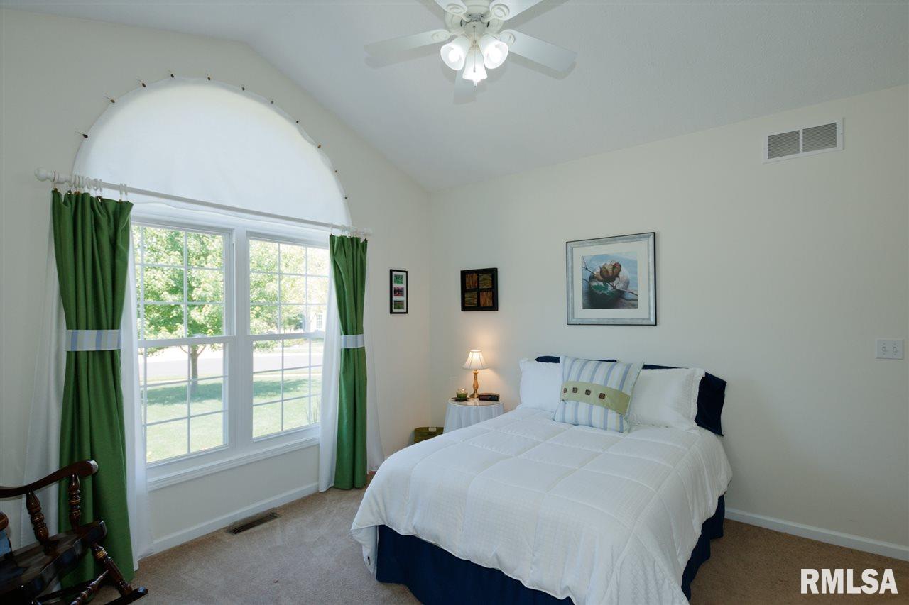 1950 Chestnut Lane Washington, IL 61571 - Photo 24 of 36 Gallery Image 24