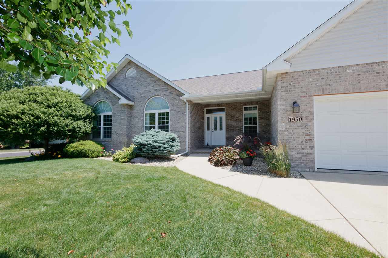 1950 Chestnut Lane Washington, IL 61571 - Photo 3 of 36 Gallery Image 3