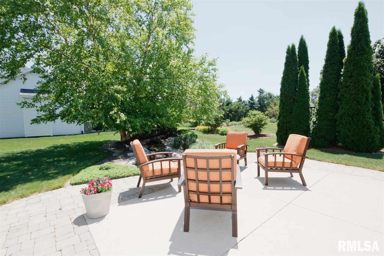 1950 Chestnut Lane Washington, IL 61571 - Photo 5 of 36 Gallery Image 5