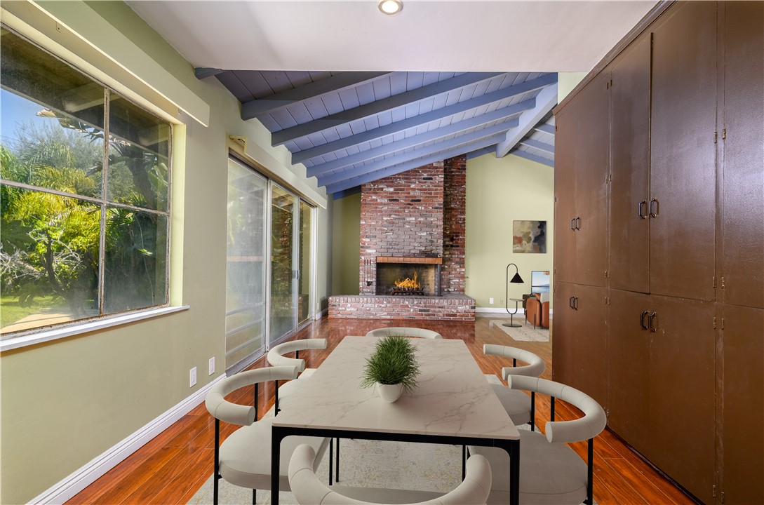 321 West Le Roy Avenue Arcadia, CA 91007 - Photo 13 of 38 a dining room with furniture and window
