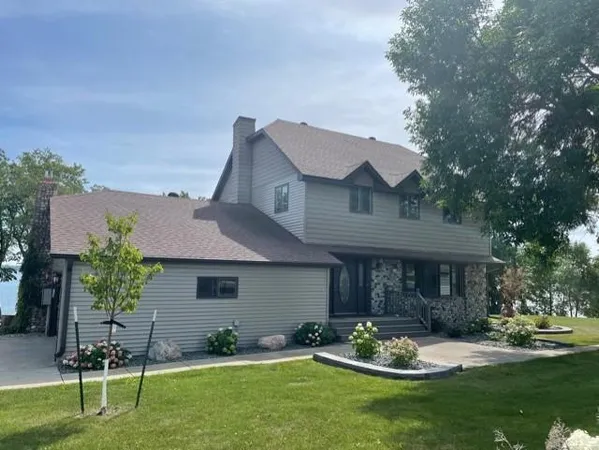$999,900 | 15717 Wermager Beach Road, Lake Park, MN 56554