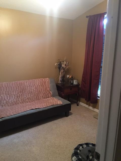 1053 Via Jardin Riviera Beach, FL 33418 - Photo 8 of 12 Guest Bedroom