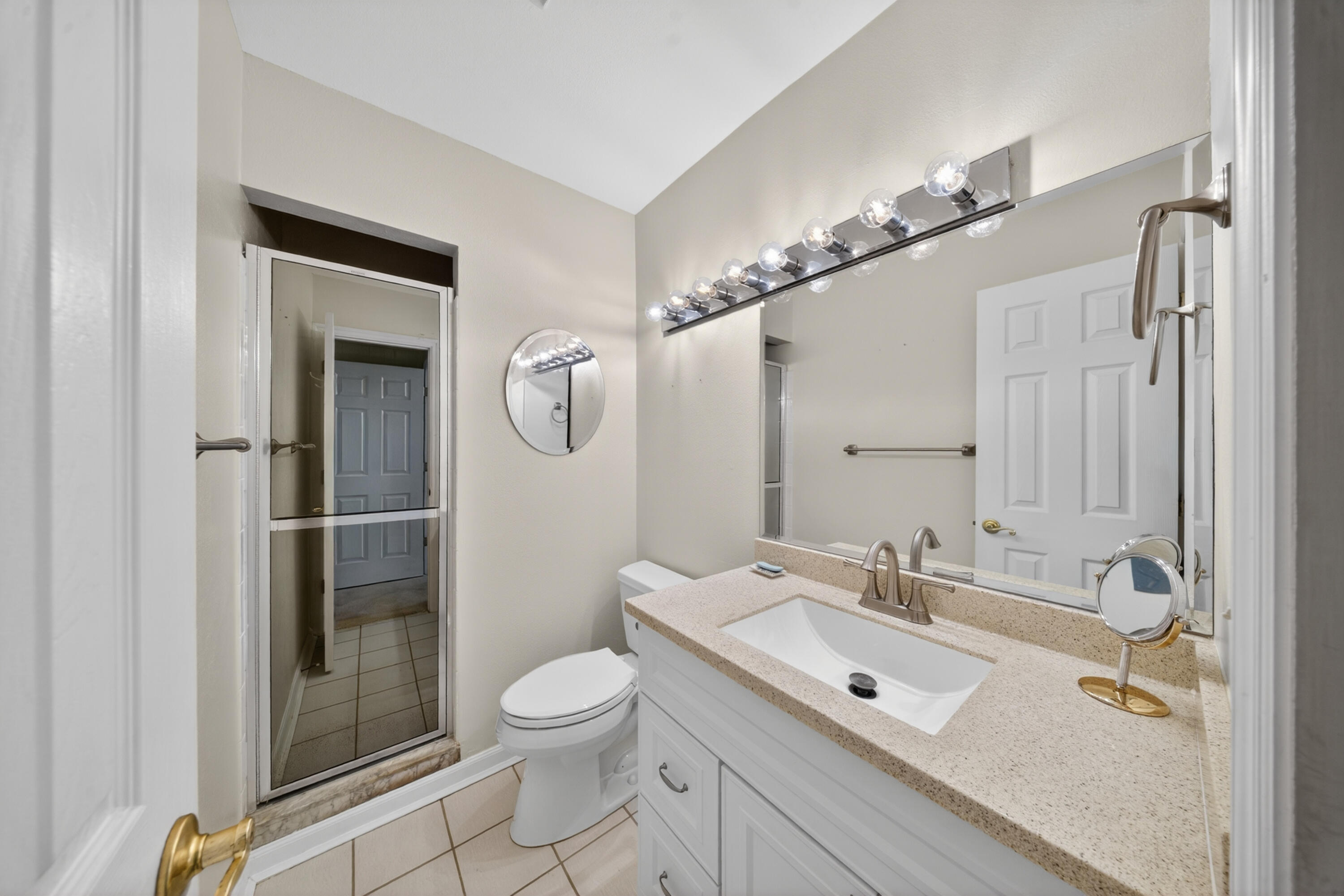 2929 Southeast Ocean Boulevard, Unit 1039 Stuart, FL 34996 - Photo 14 of 29 DSC08988
