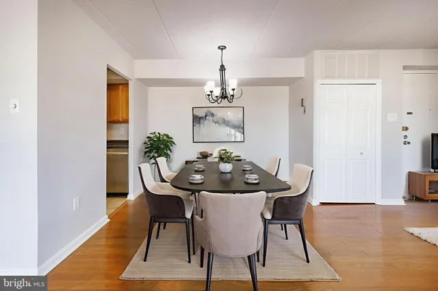 $175,000 | 2630 Wagon Drive, Unit 294, Alexandria, VA 22303