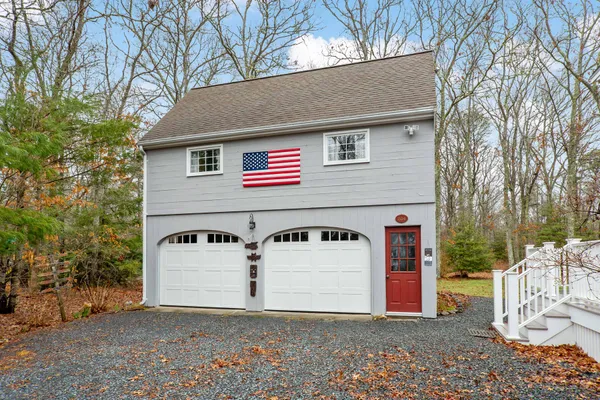 $680,000 | 204 Farmersville Road, Sandwich, MA 02563
