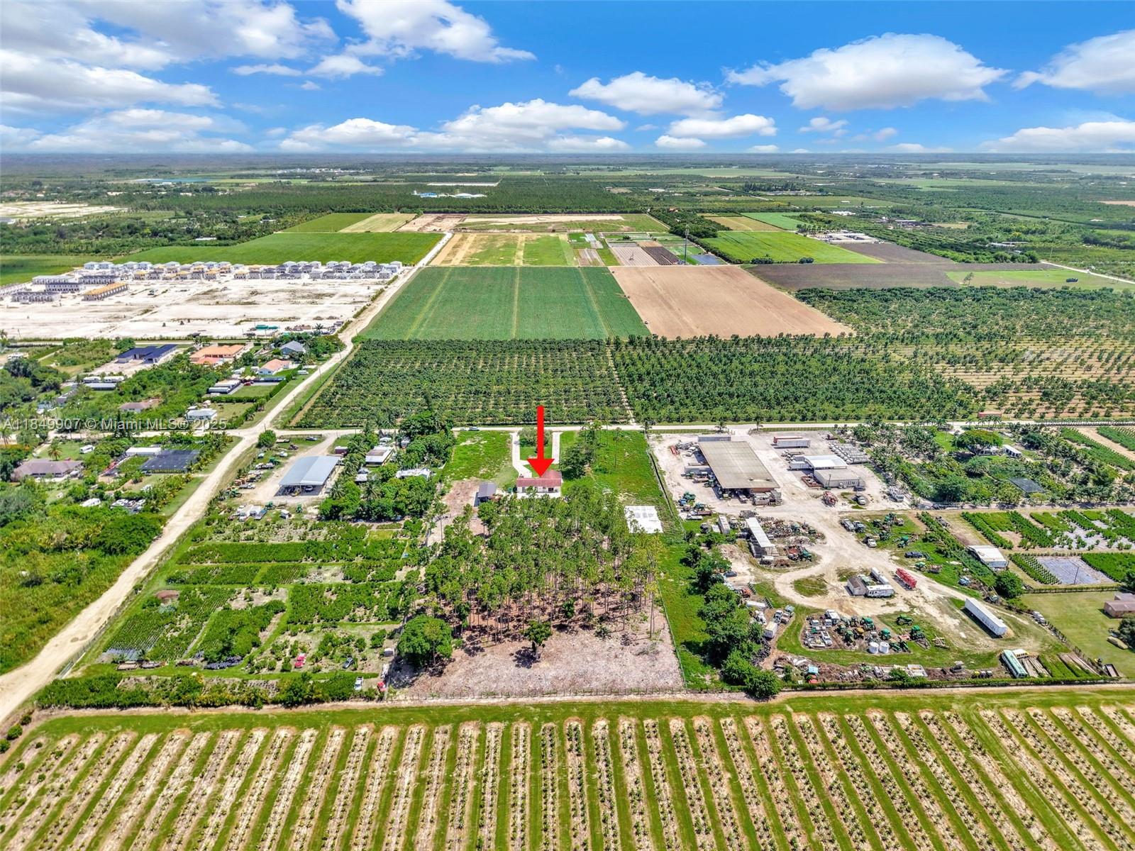 19777 Southwest 334th Street Homestead, FL 33034 - Photo 48 of 55 a view of an outdoor space