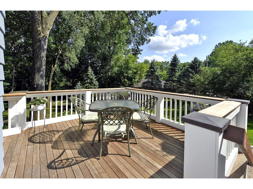 4833 Sparrow Road Minnetonka, MN 55345 - Photo 12 of 23 Gallery Image 12
