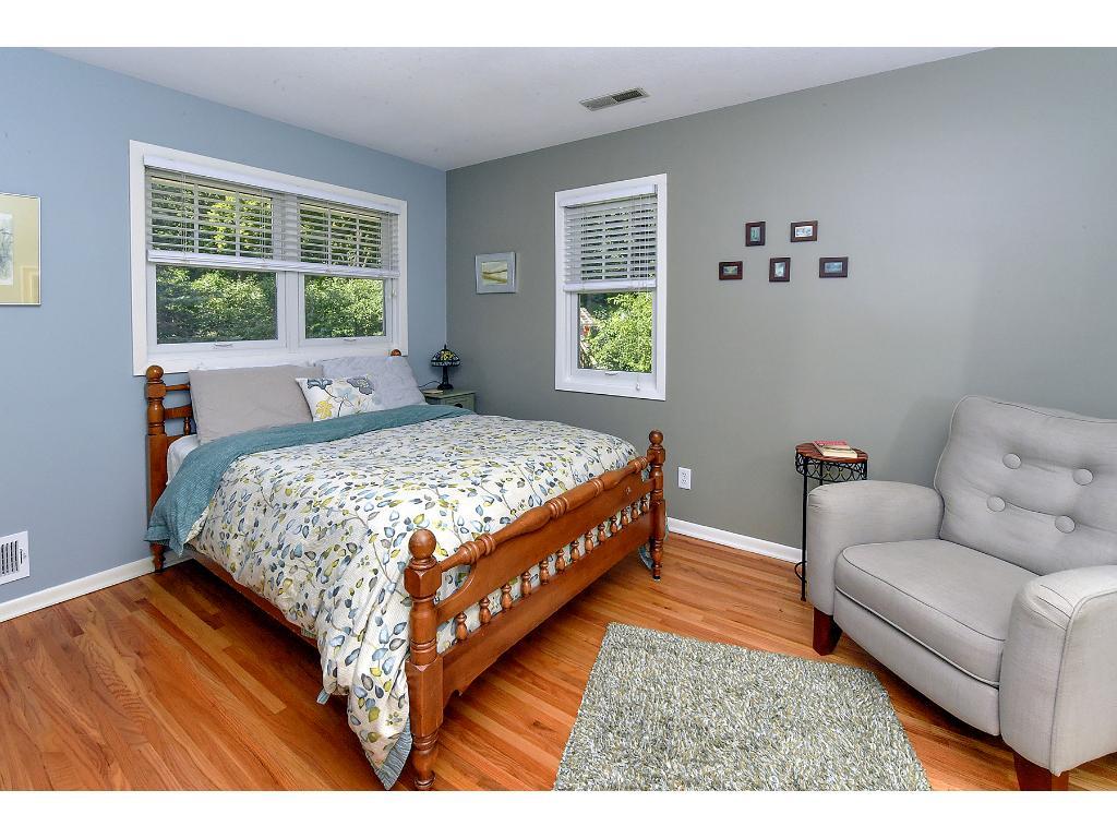 4833 Sparrow Road Minnetonka, MN 55345 - Photo 18 of 23 Gallery Image 18