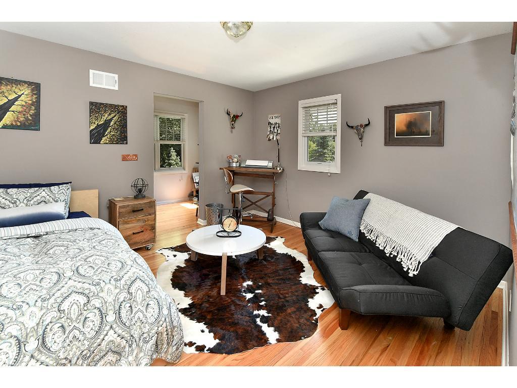 4833 Sparrow Road Minnetonka, MN 55345 - Photo 19 of 23 Gallery Image 19