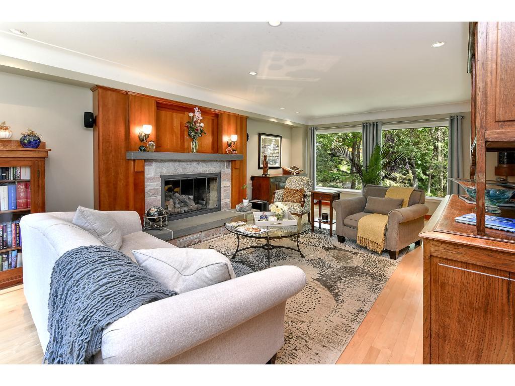 4833 Sparrow Road Minnetonka, MN 55345 - Photo 5 of 23 Gallery Image 5