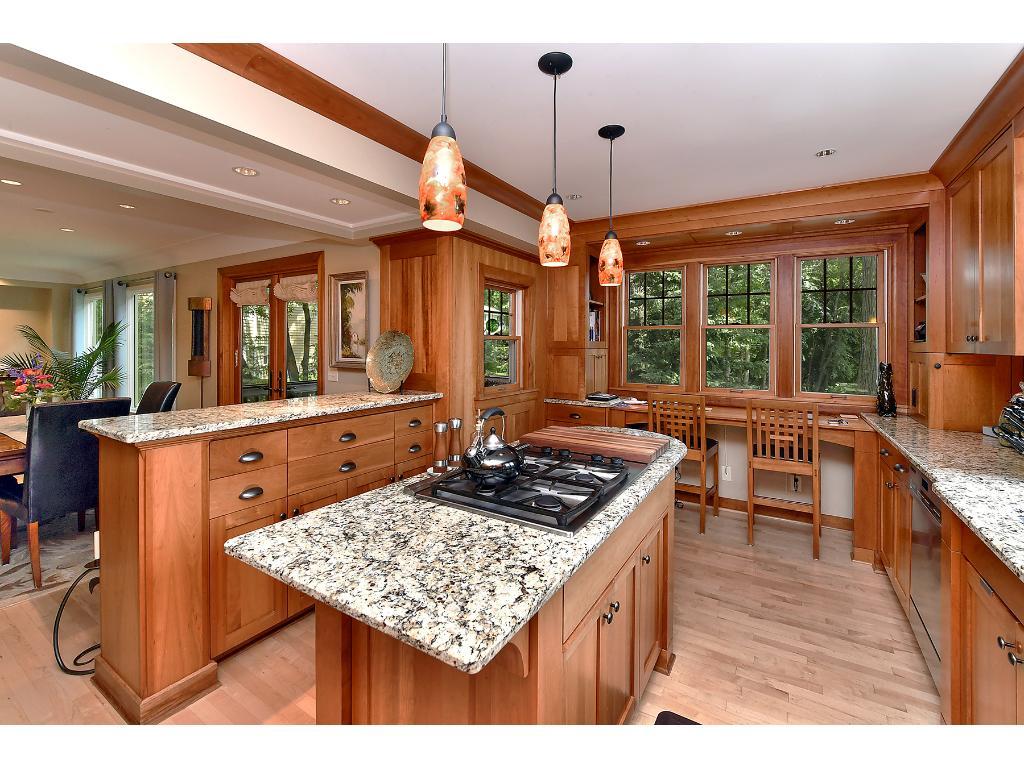 4833 Sparrow Road Minnetonka, MN 55345 - Photo 9 of 23 Gallery Image 9