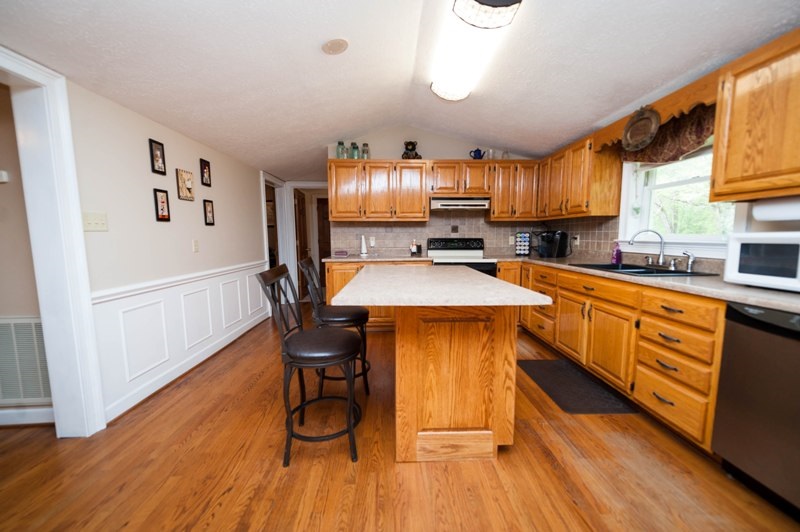 528 Sutton Road Spartanburg, SC 29302 - Photo 6 of 36 Gallery Image 6