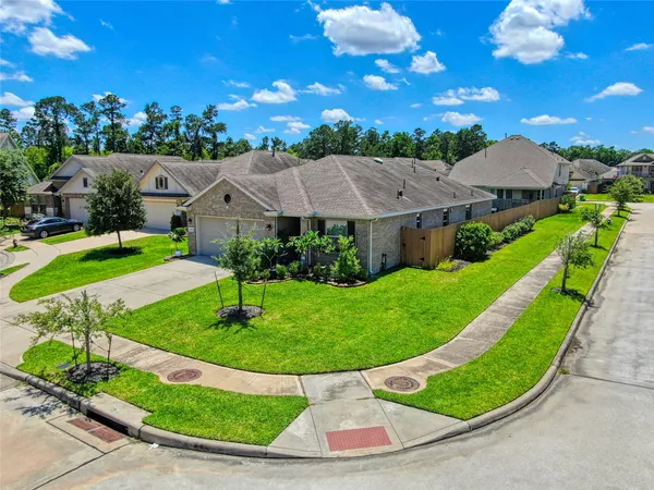 $363,000 | 28052 Dove Chase Drive, Spring, TX 77386