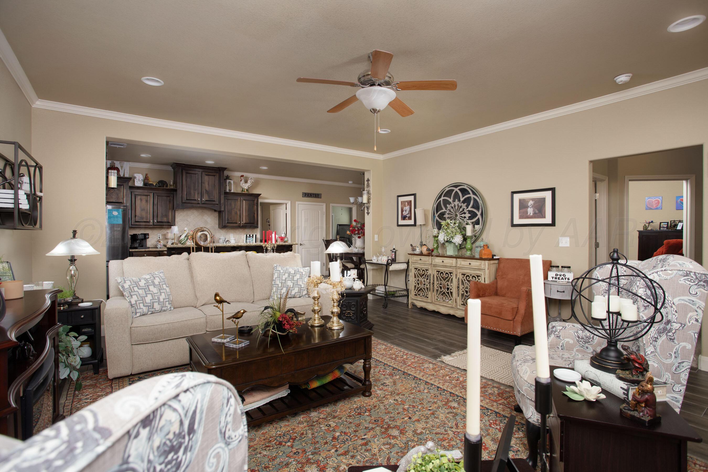 6317 Mosley Street Amarillo, TX 79119 - Photo 4 of 25 20 (1)