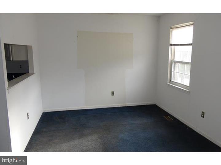 3705 Morrell Avenue Philadelphia, PA 19114 - Photo 2 of 16 Living Room