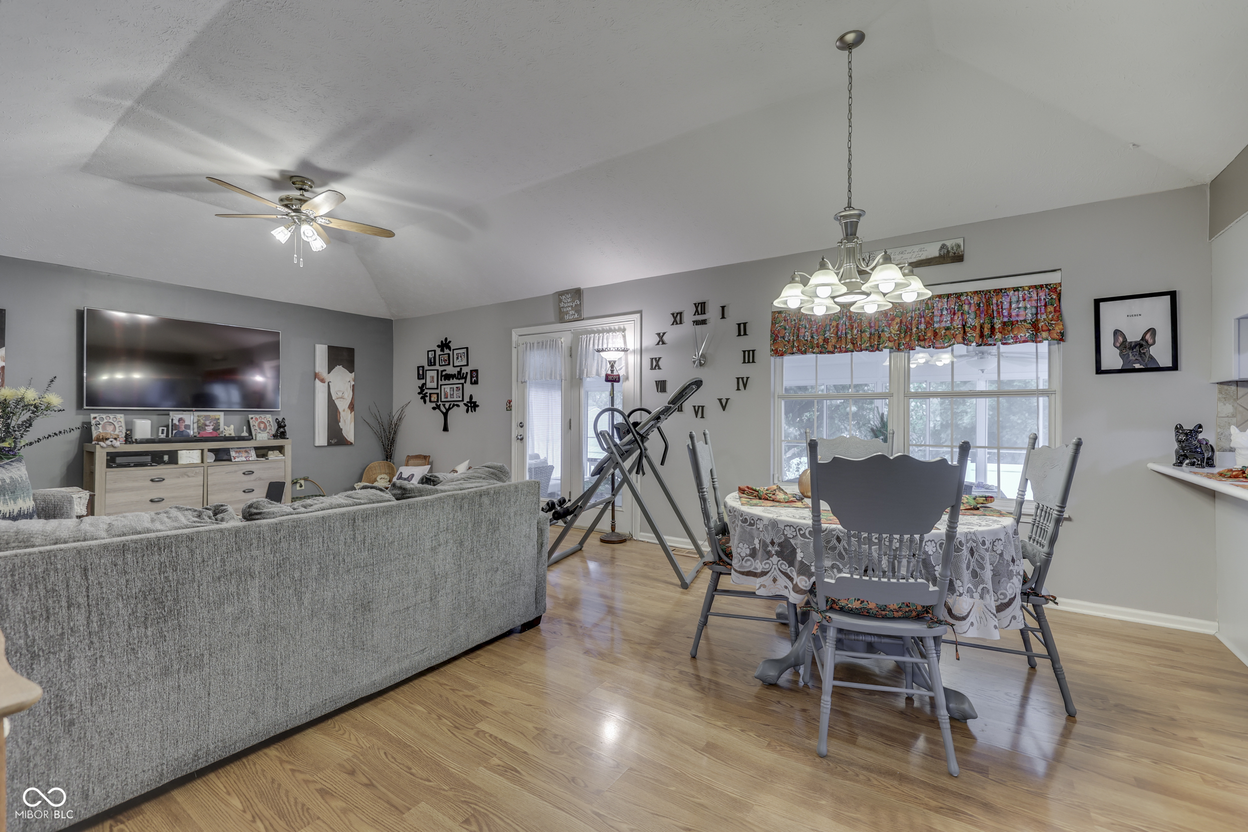 5720 Gray Road Indianapolis, IN 46237 - Photo 8 of 39 Gallery Image 8
