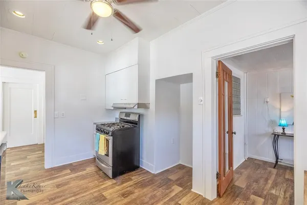 $279,900 | 48 North Central Avenue, Hamlin, TX 79520