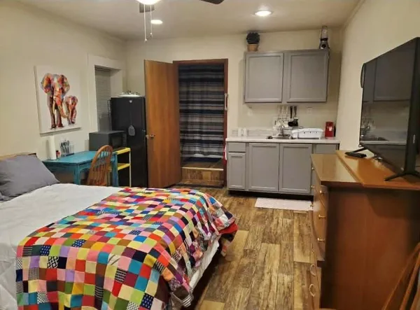 $269,900 | 48 North Central Avenue, Hamlin, TX 79520
