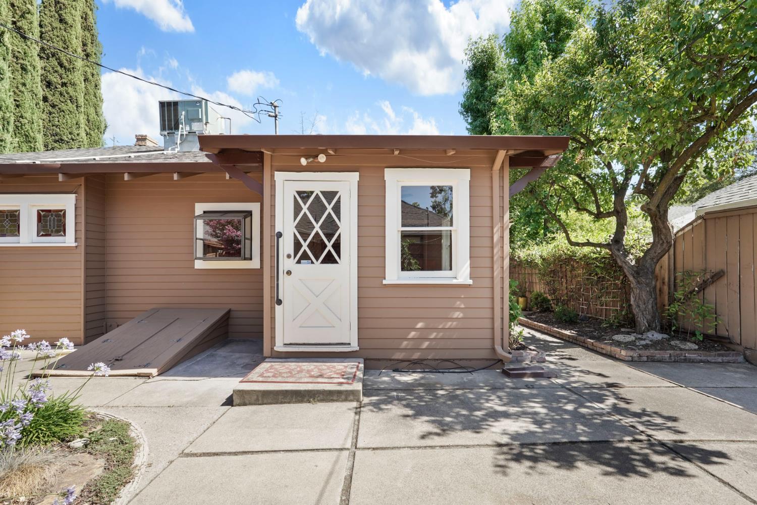 411 Bedford Road Stockton, CA 95204 - Photo 41 of 45