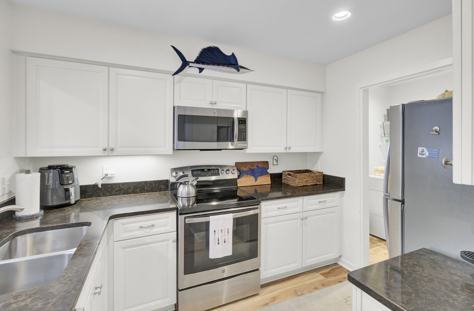 32 Back Court Isle of Palms, SC 29451 - Photo 17 of 49 17_17_mls