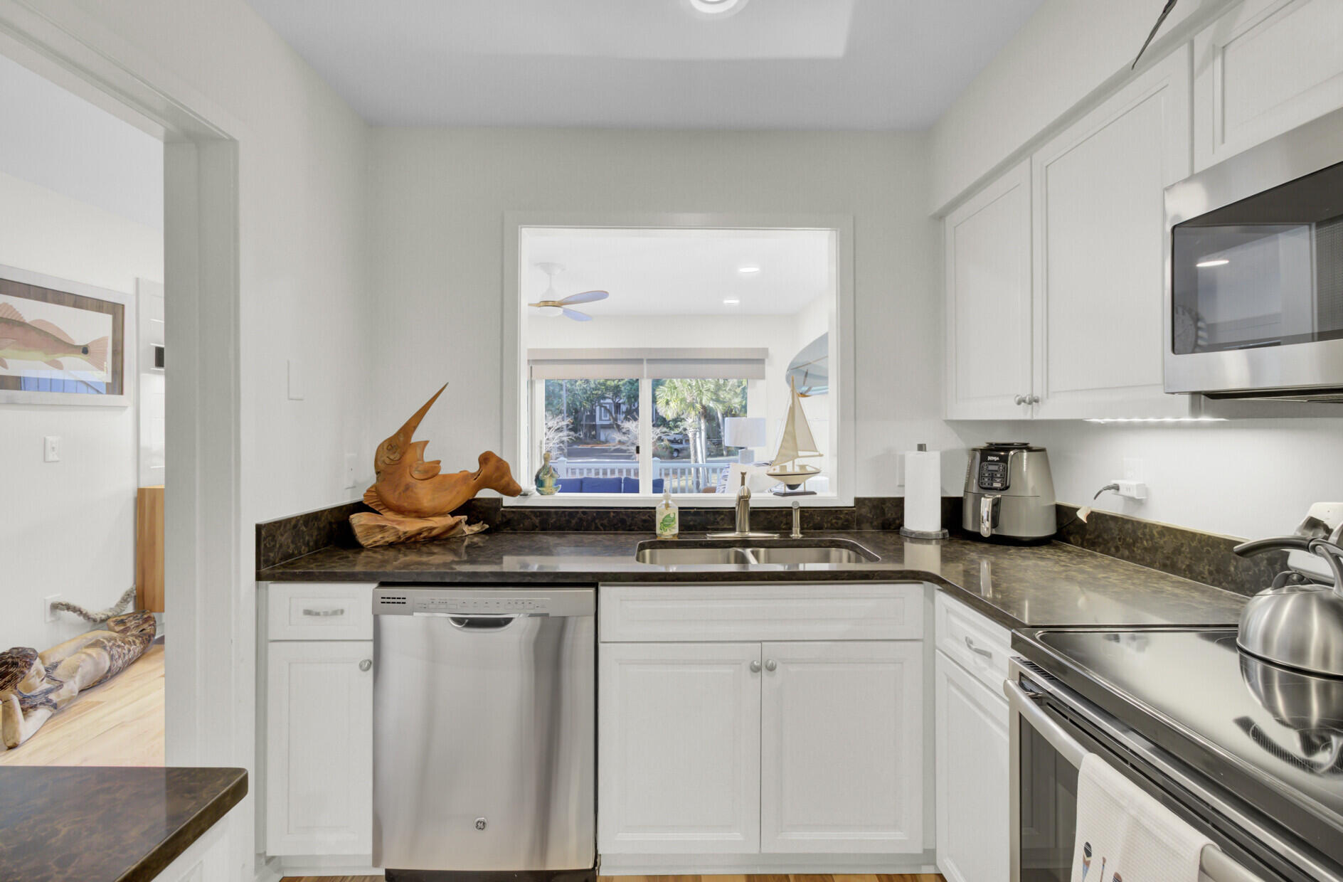 32 Back Court Isle of Palms, SC 29451 - Photo 19 of 49 19_19_mls