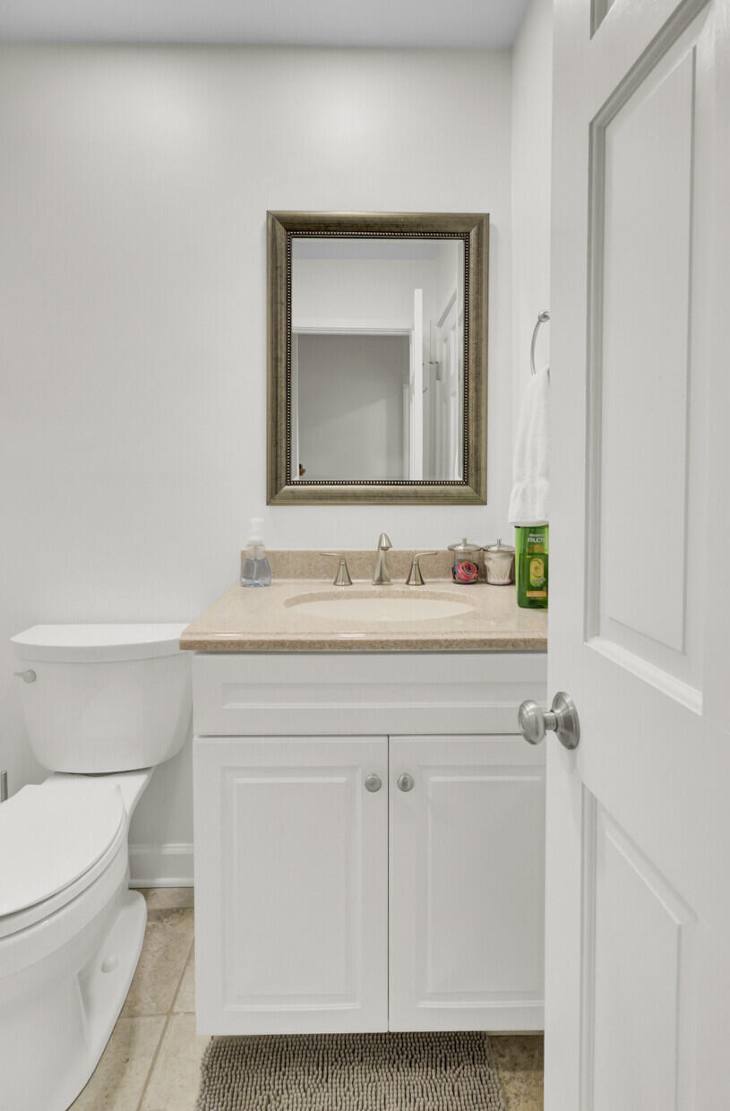 32 Back Court Isle of Palms, SC 29451 - Photo 27 of 49 27_27_mls