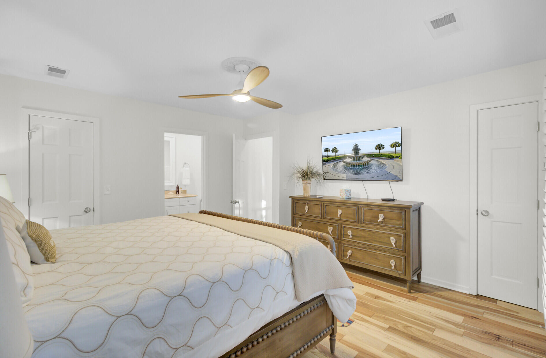 32 Back Court Isle of Palms, SC 29451 - Photo 31 of 49 31_31_mls