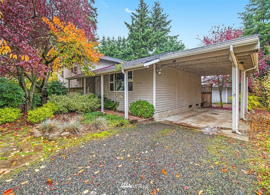 4225 Northeast 10th Street Renton, WA 98059 - Photo 1 of 25