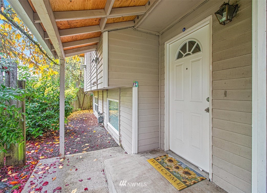 4225 Northeast 10th Street Renton, WA 98059 - Photo 24 of 25