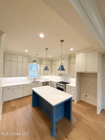 $719,900 | 104 Herons Bay Circle, Madison, MS 39110